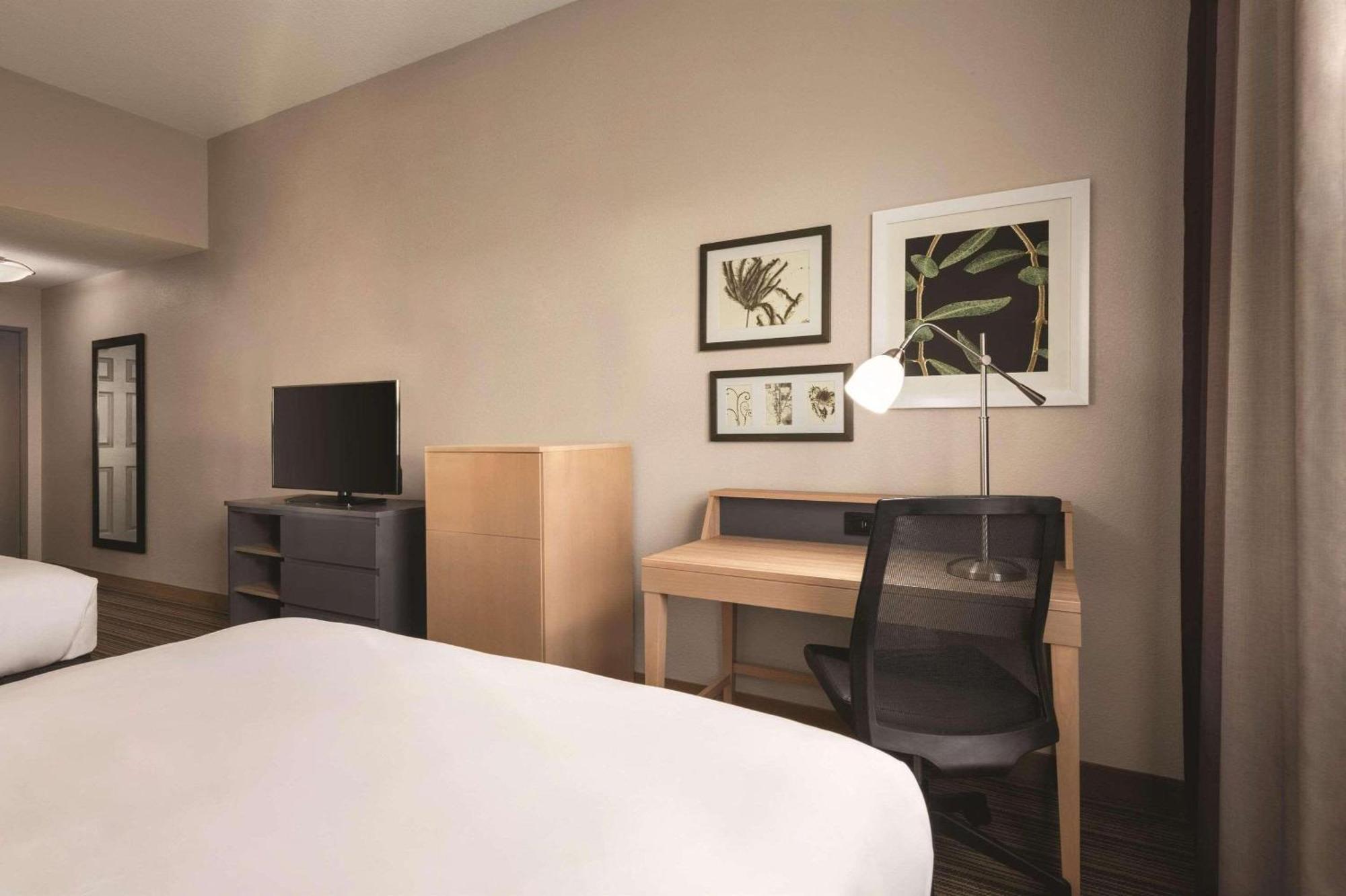 Country Inn & Suites By Radisson, Bradenton-Lakewood-Ranch, Fl Экстерьер фото
