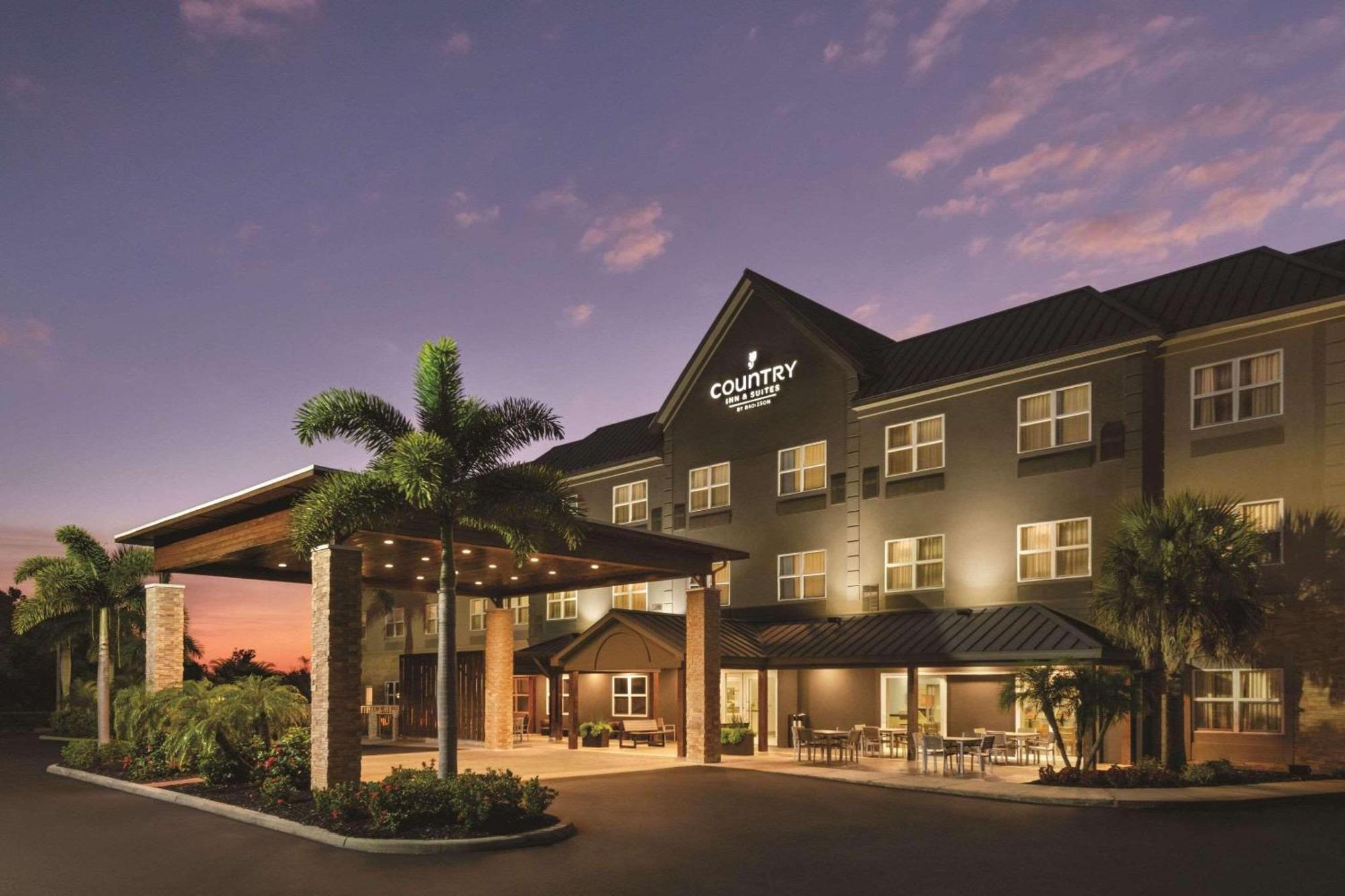 Country Inn & Suites By Radisson, Bradenton-Lakewood-Ranch, Fl Экстерьер фото